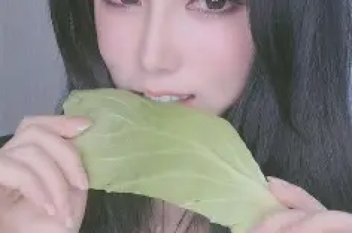 曝黄一鸣出轨！和王恋爱期还跟60岁老头黄回应：100%是王思聪的