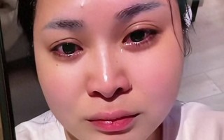网红阿爆卖惨翻车明星卖惨为何惹人嫌？